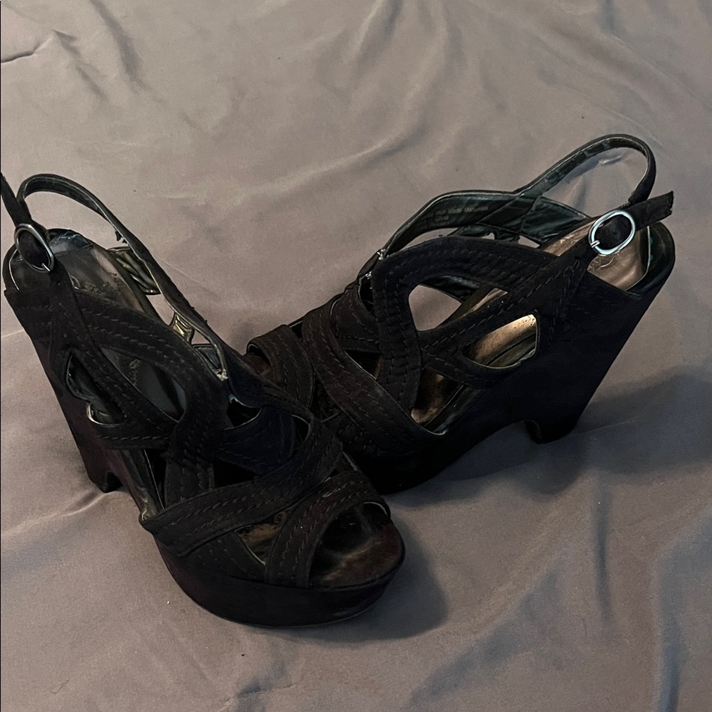 Carlos by Carlos Santana Elegant Black Platform Heels